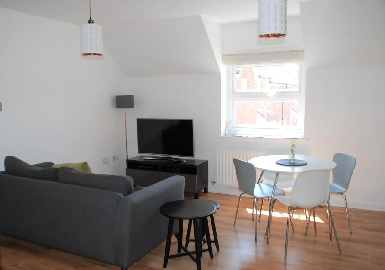 Coach House Apartment Southampton